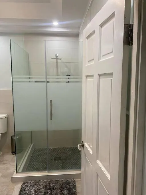 Apartamento City Scape Serenity Kingston